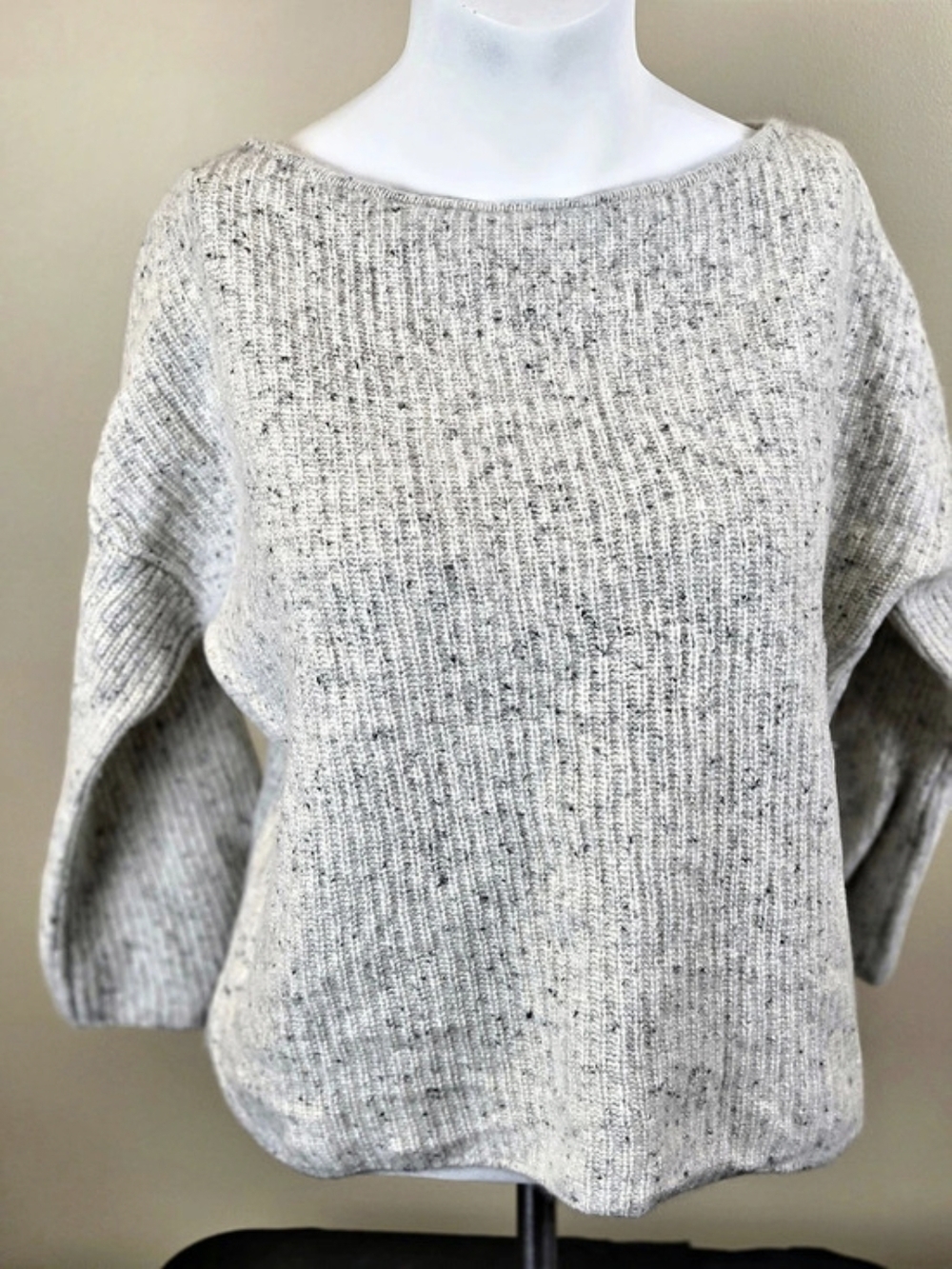 Nicole Miller Luxury Merino Cashmere Knit Boatneck Sweater Gray Medium